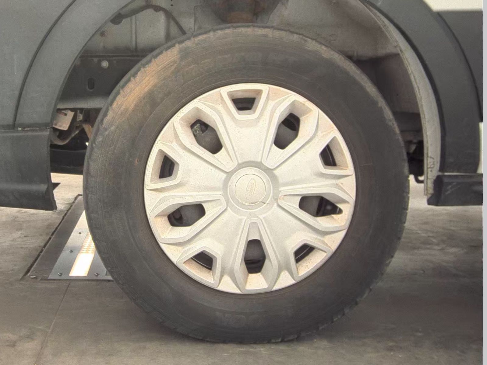 FORD TRANSIT 250 - 10