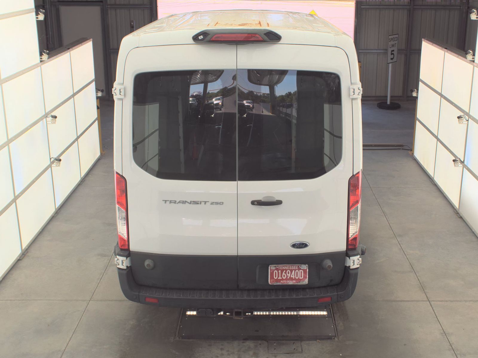 FORD TRANSIT 250 - 7