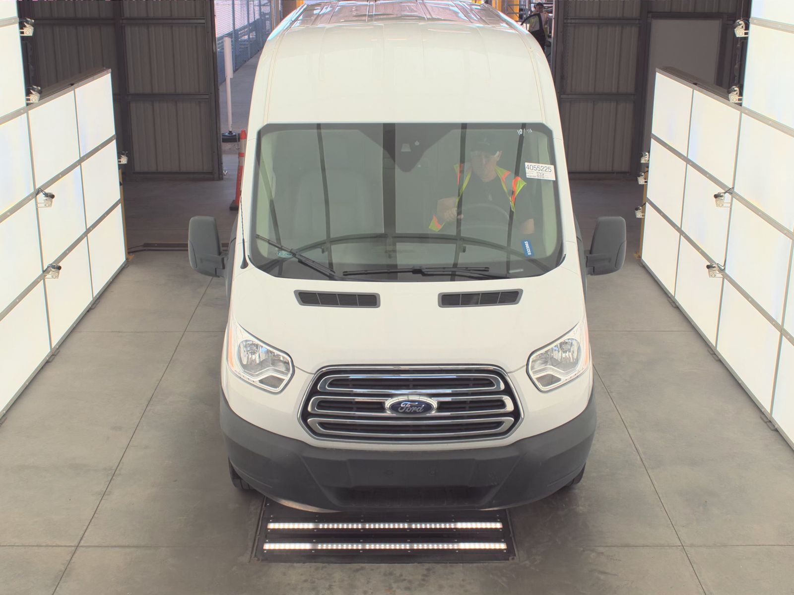 FORD TRANSIT 250 - 3