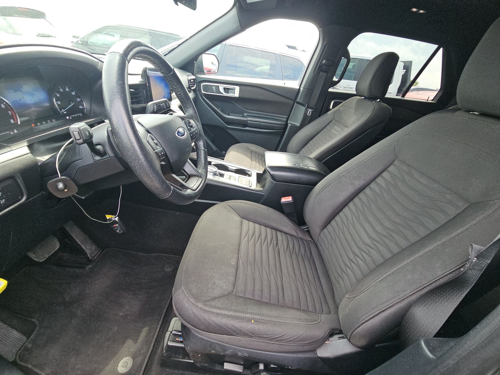 FORD EXPLORER - 8
