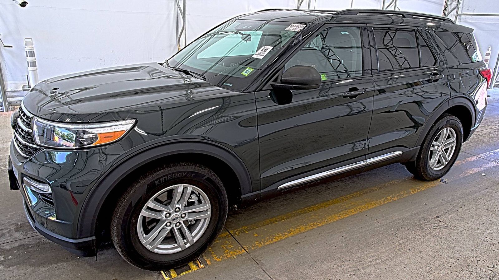 FORD EXPLORER - 1