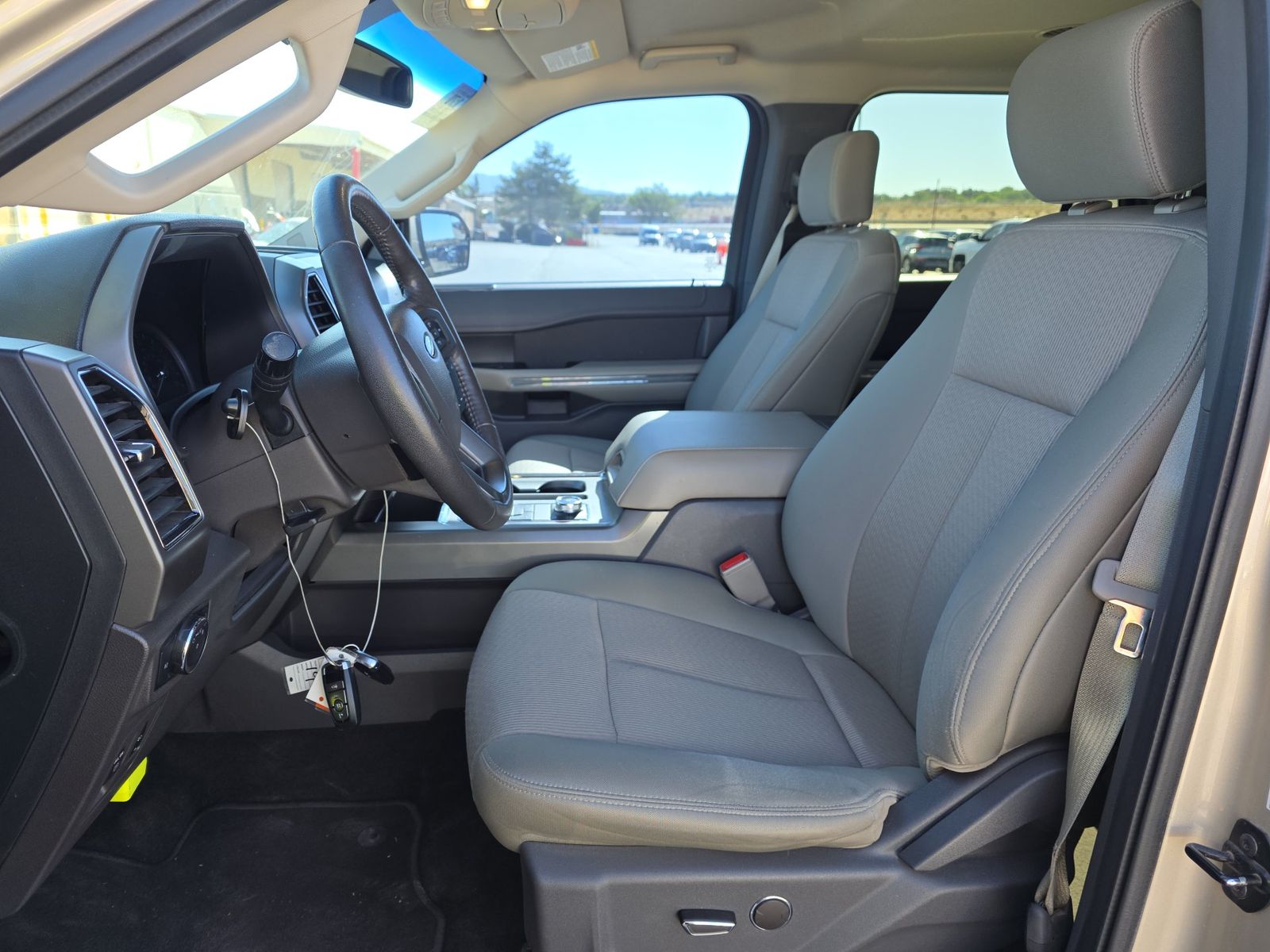 FORD EXPEDITION - 8