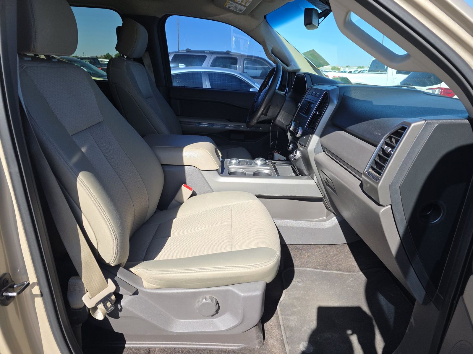 FORD EXPEDITION - 9