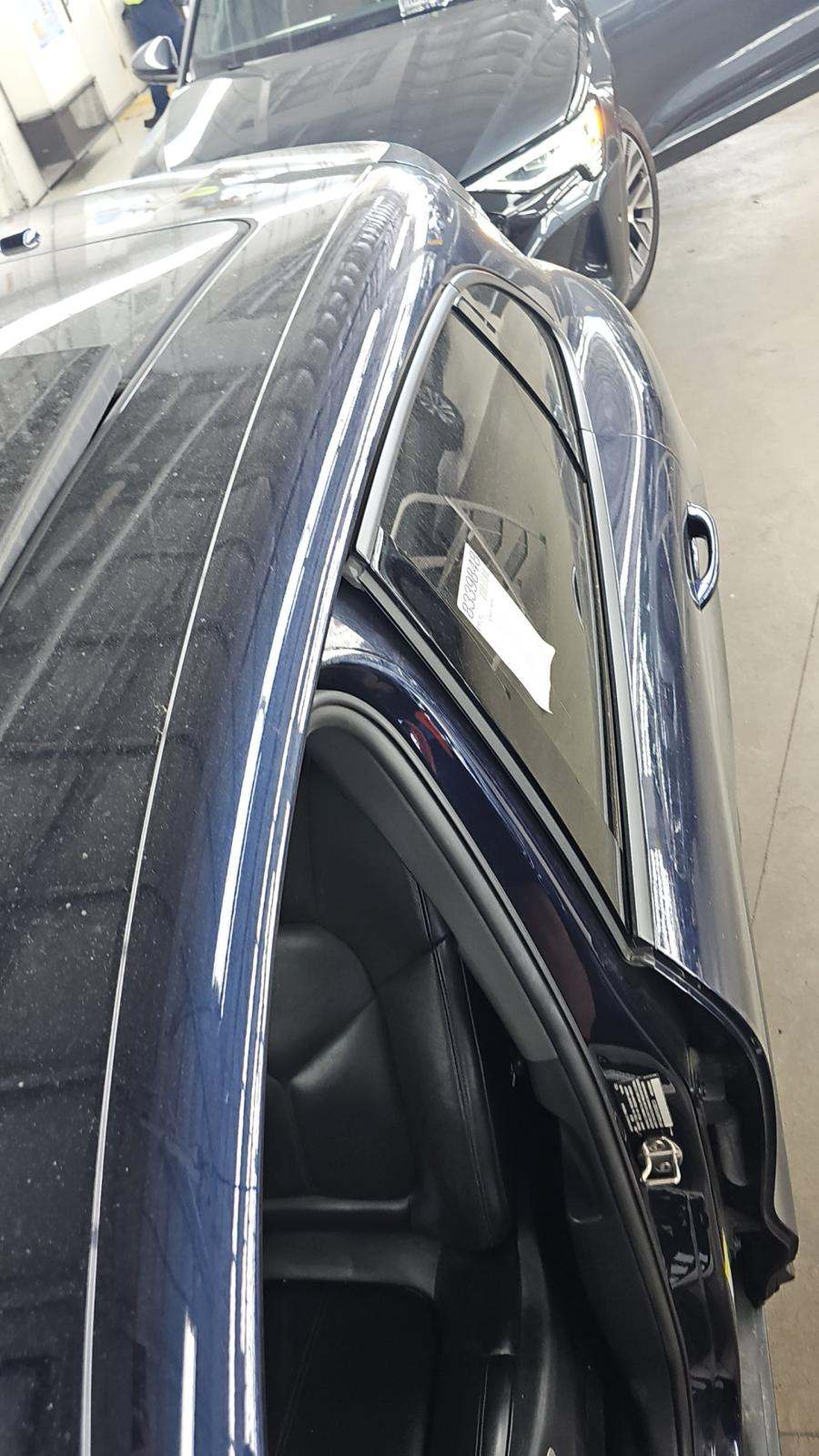2023 Porsche Macan Base AWD