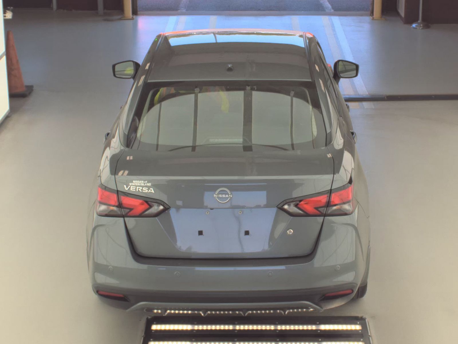NISSAN VERSA - 7