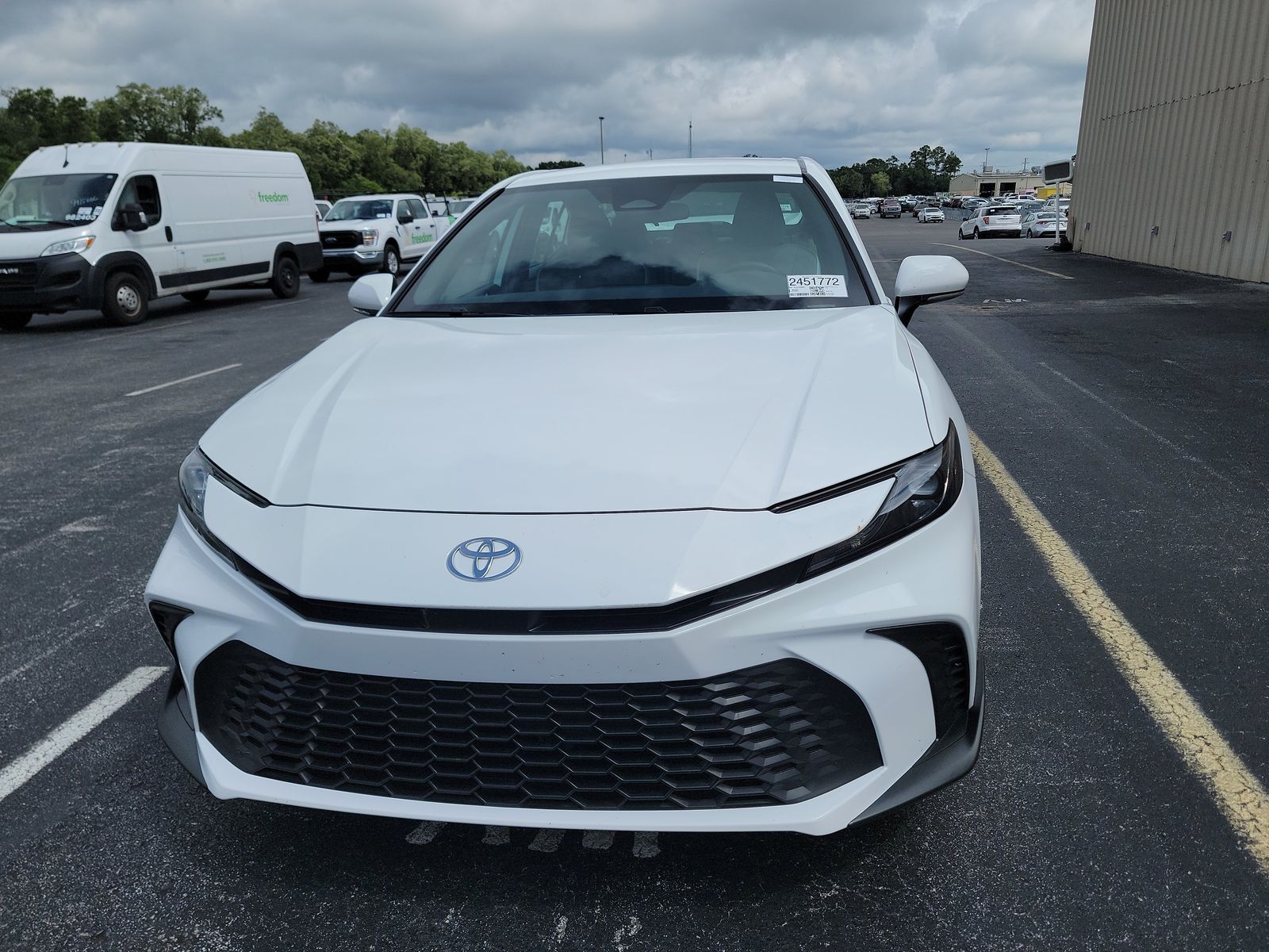 TOYOTA CAMRY - 3