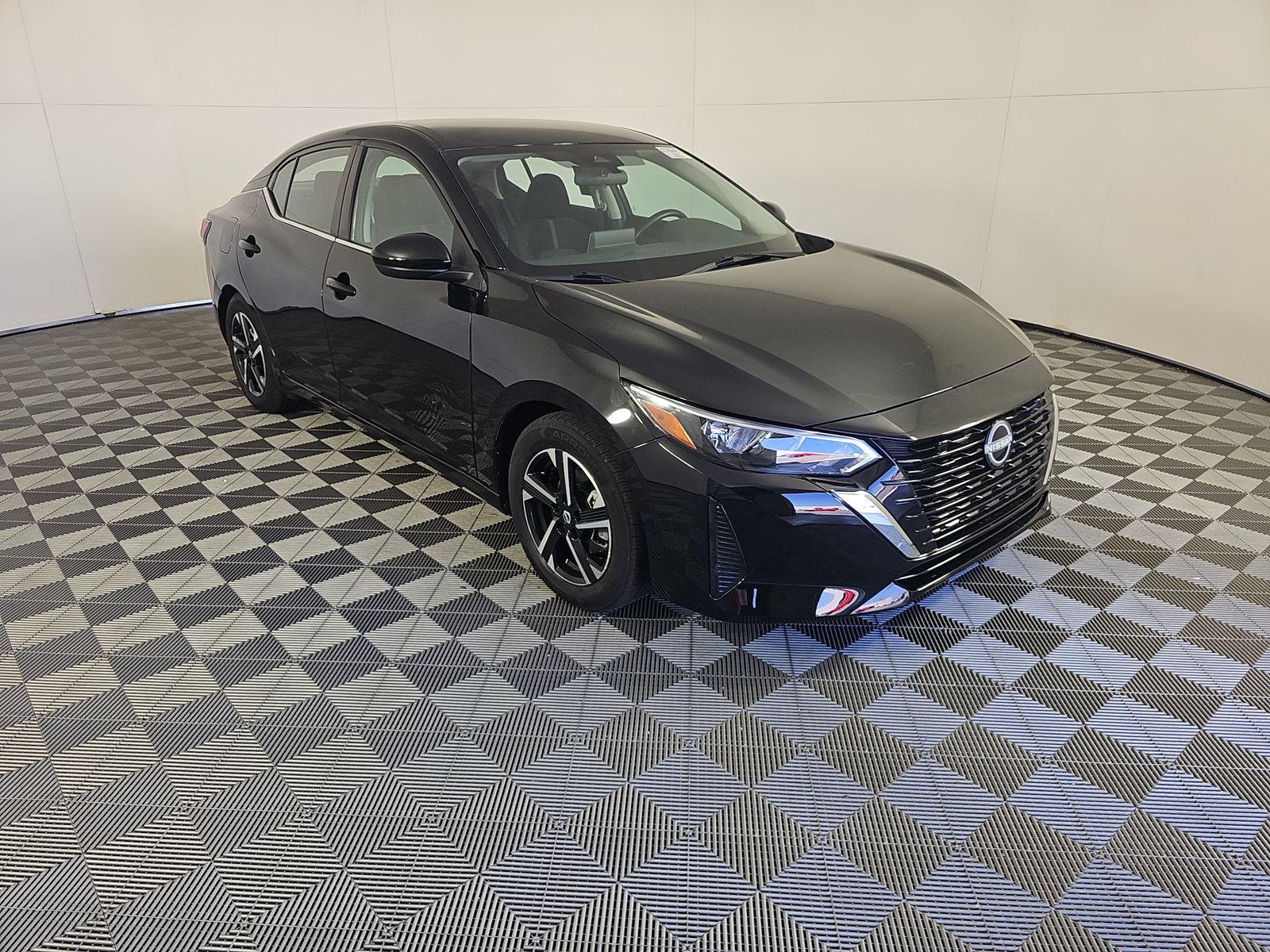 NISSAN SENTRA - 4