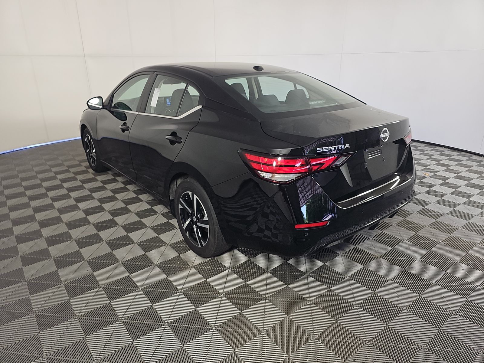 NISSAN SENTRA - 7