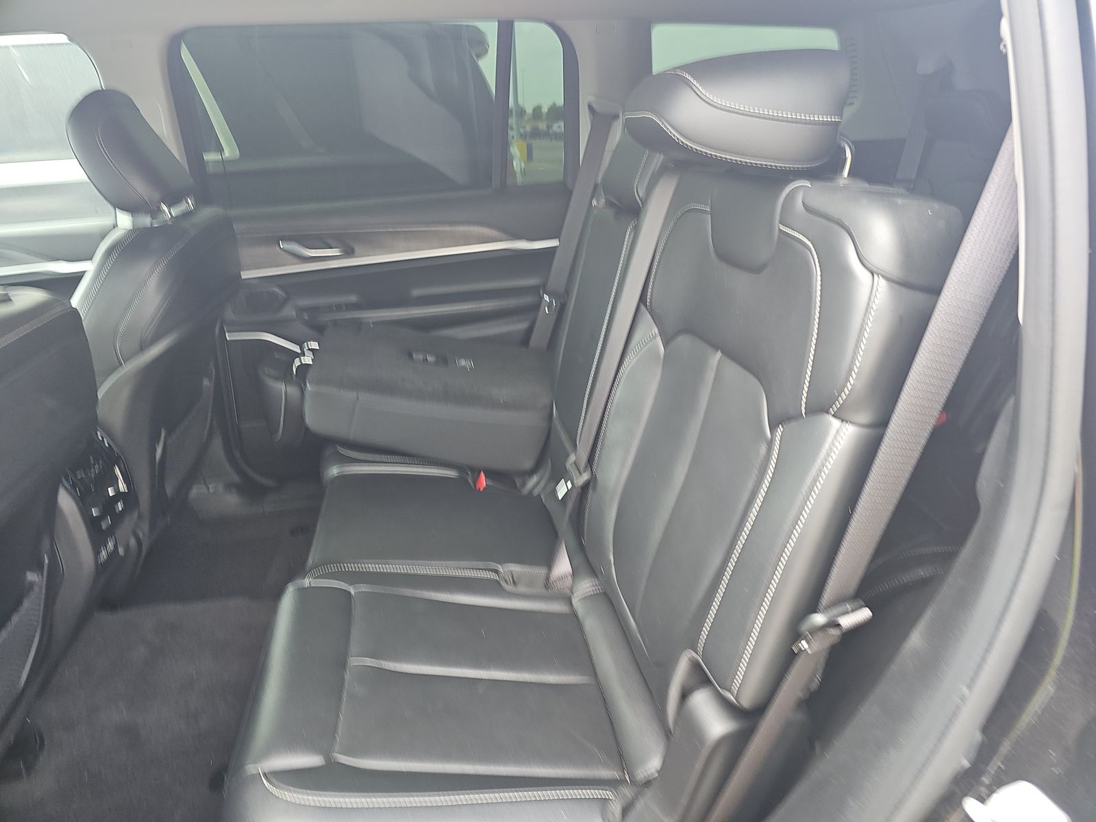 2021 Jeep Grand Cherokee L Limited RWD