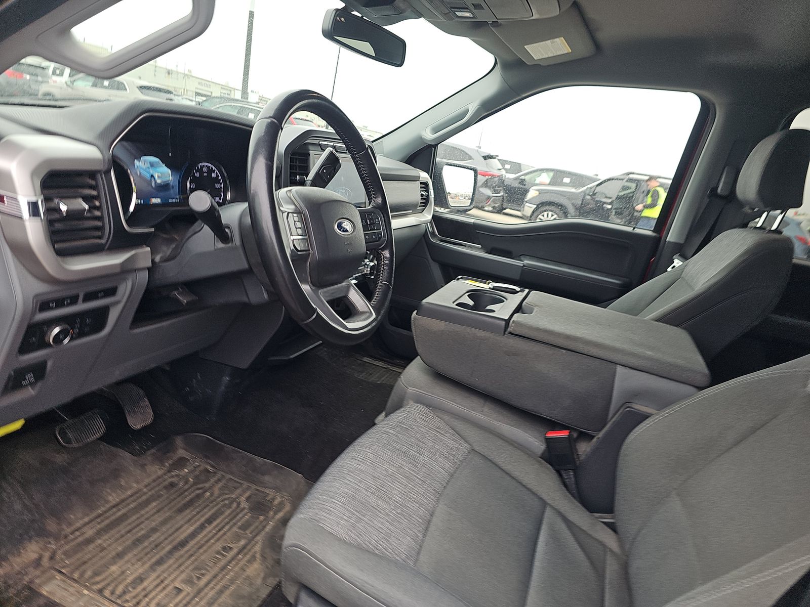 FORD F-150 - 8