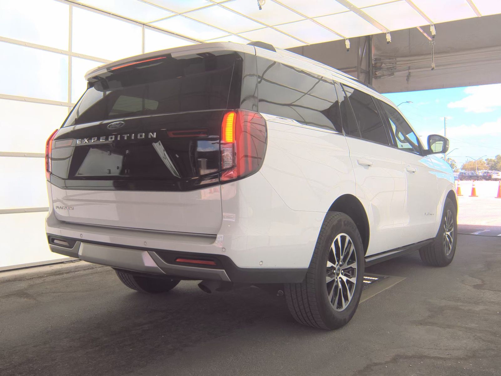 FORD EXPEDITION - 6