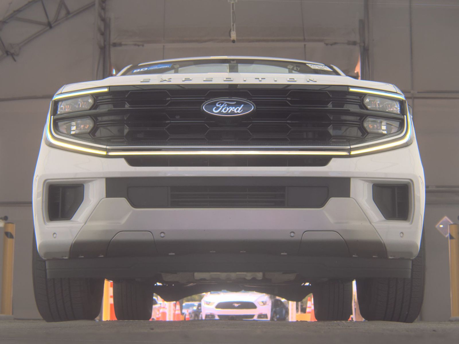 FORD EXPEDITION - 4