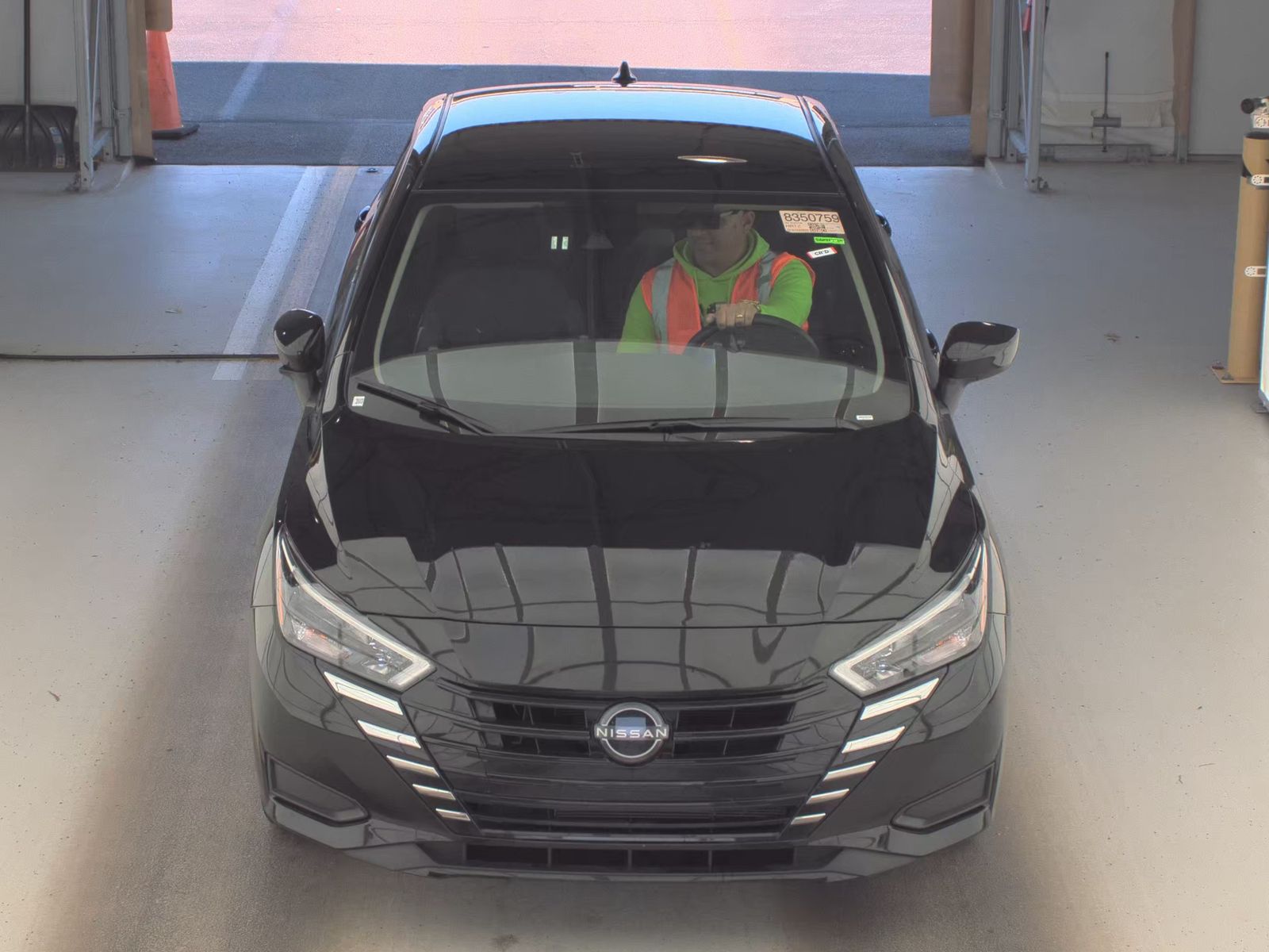 NISSAN VERSA - 3