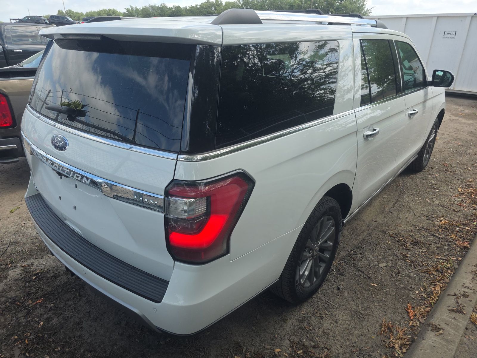 FORD EXPEDITION MAX - 5