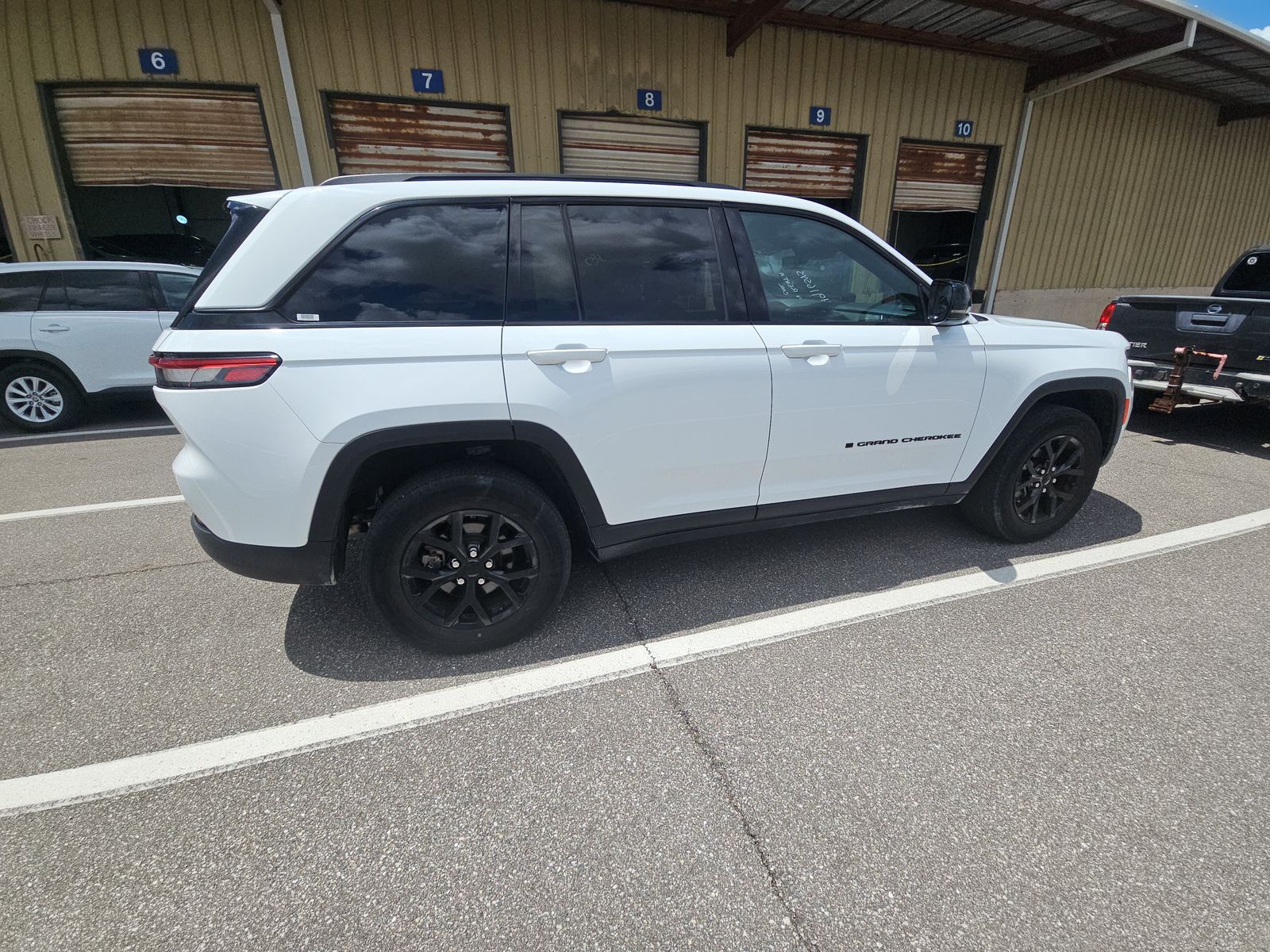 2024 Jeep Grand Cherokee Altitude RWD