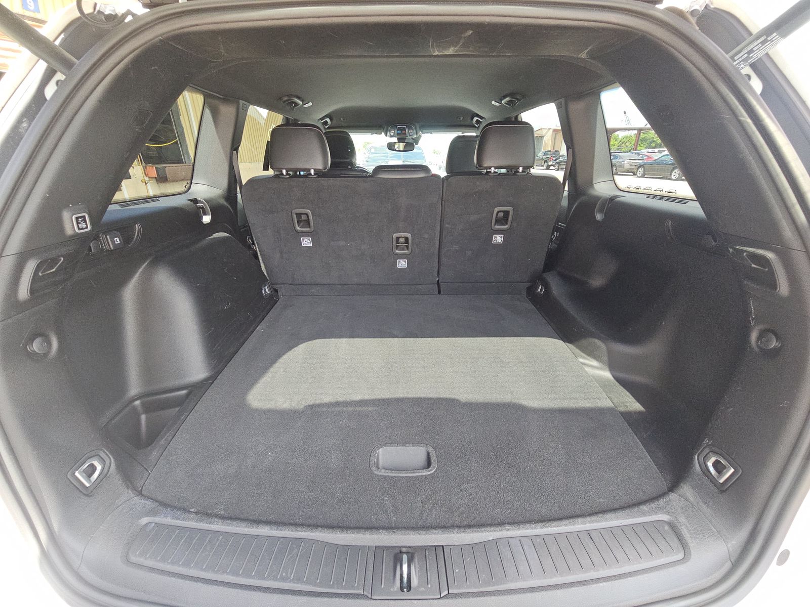 2024 Jeep Grand Cherokee Altitude RWD
