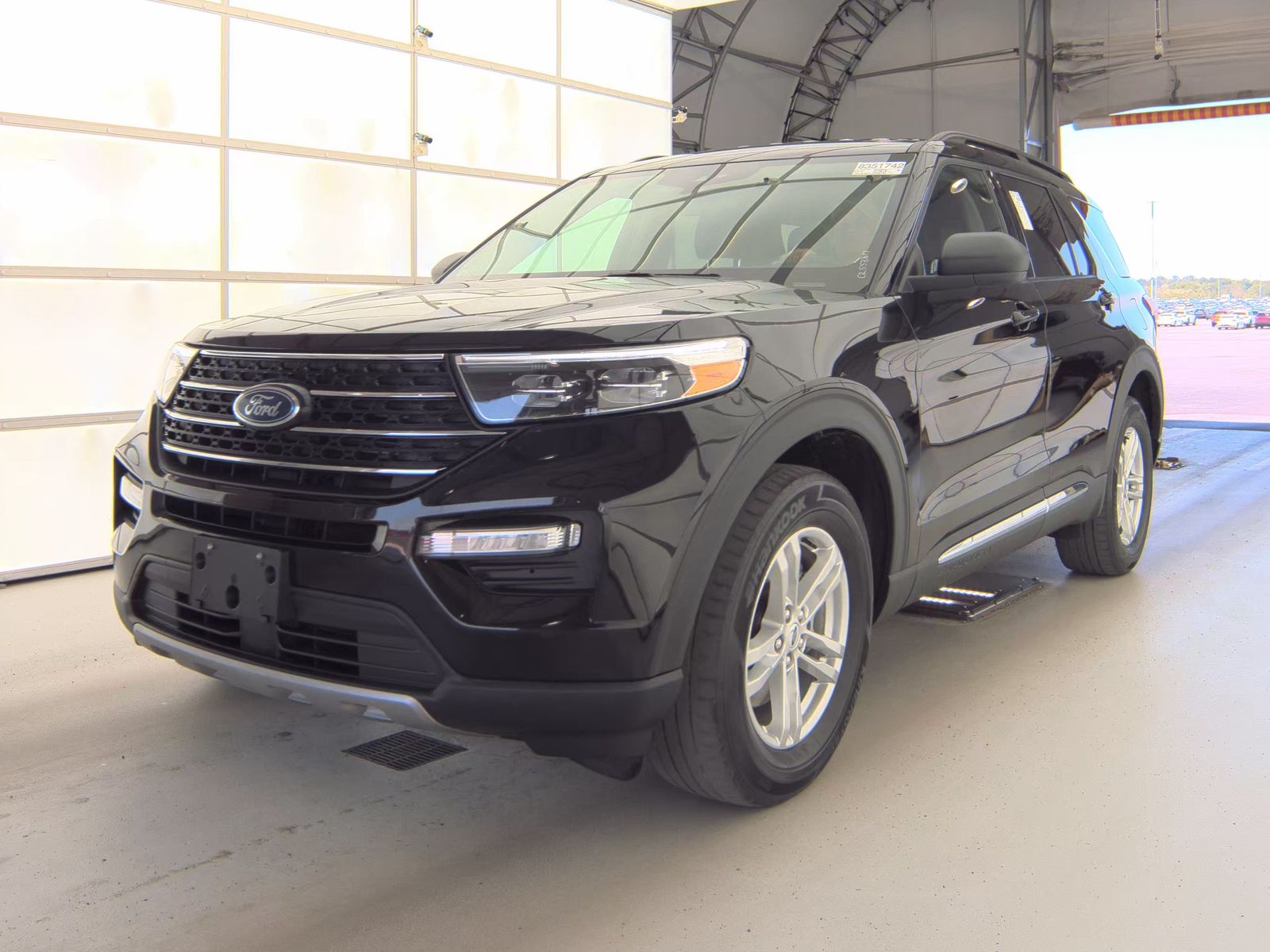 FORD EXPLORER - 1