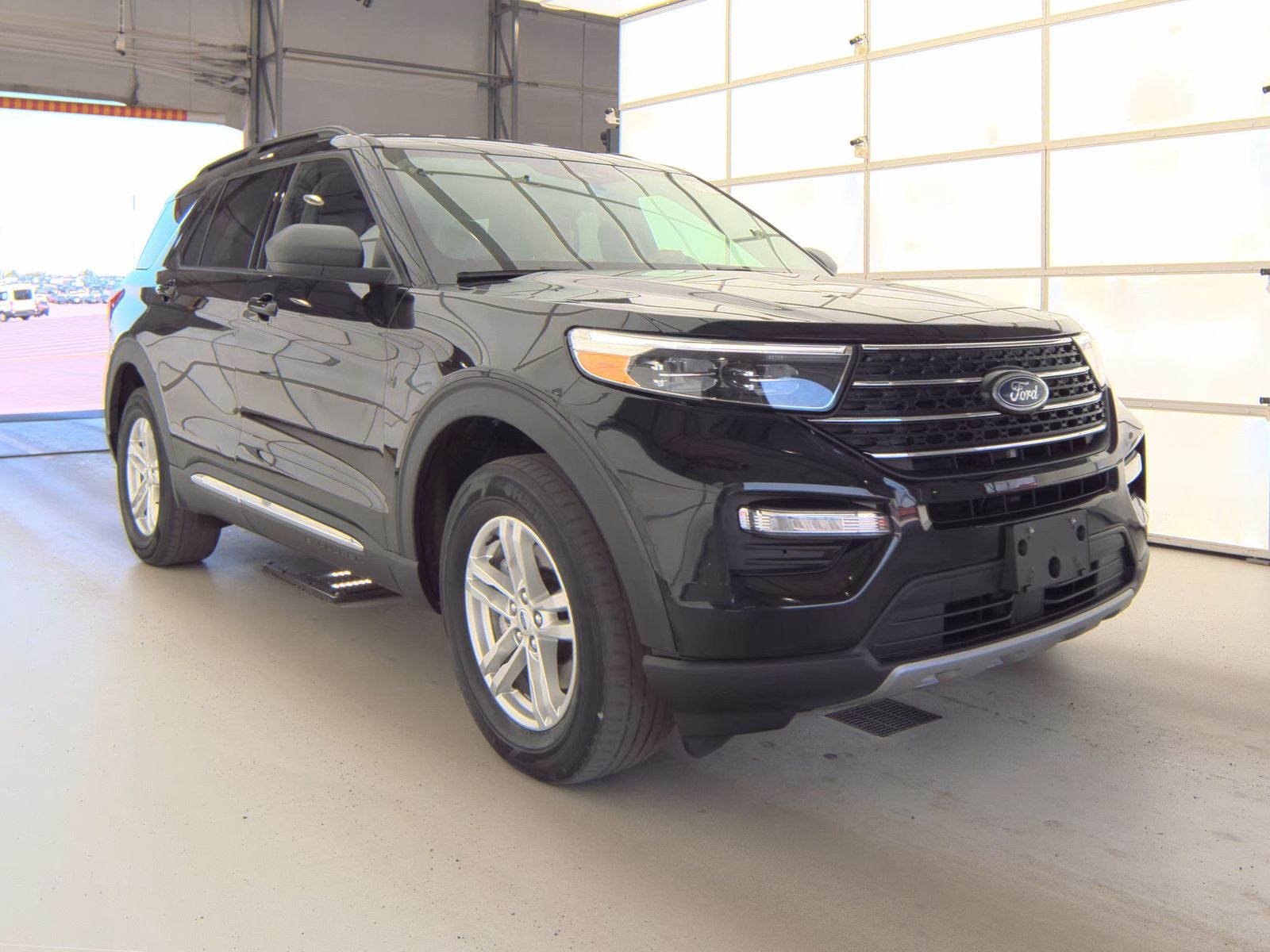 FORD EXPLORER - 5