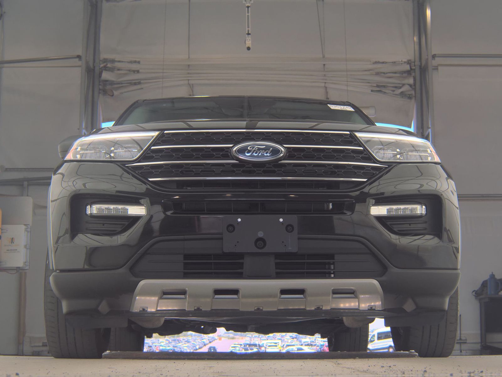 FORD EXPLORER - 4