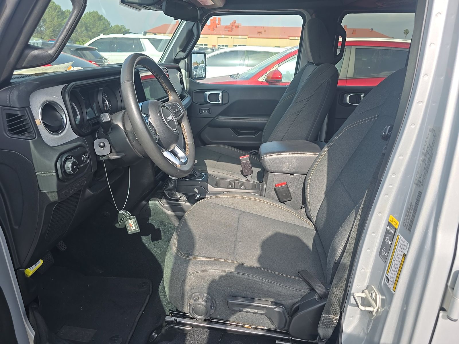 2024 Jeep Wrangler Sahara AWD