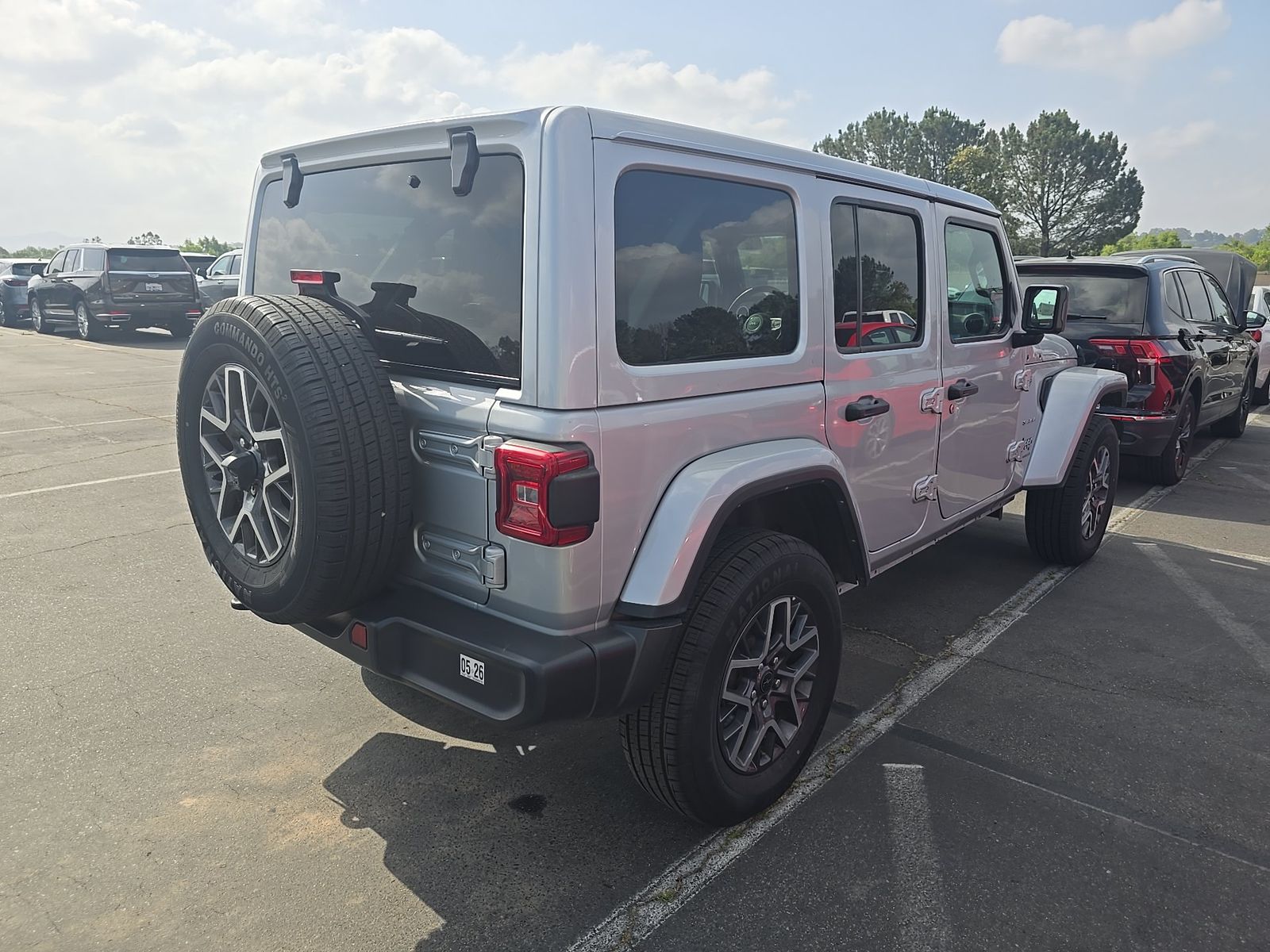 2024 Jeep Wrangler Sahara AWD