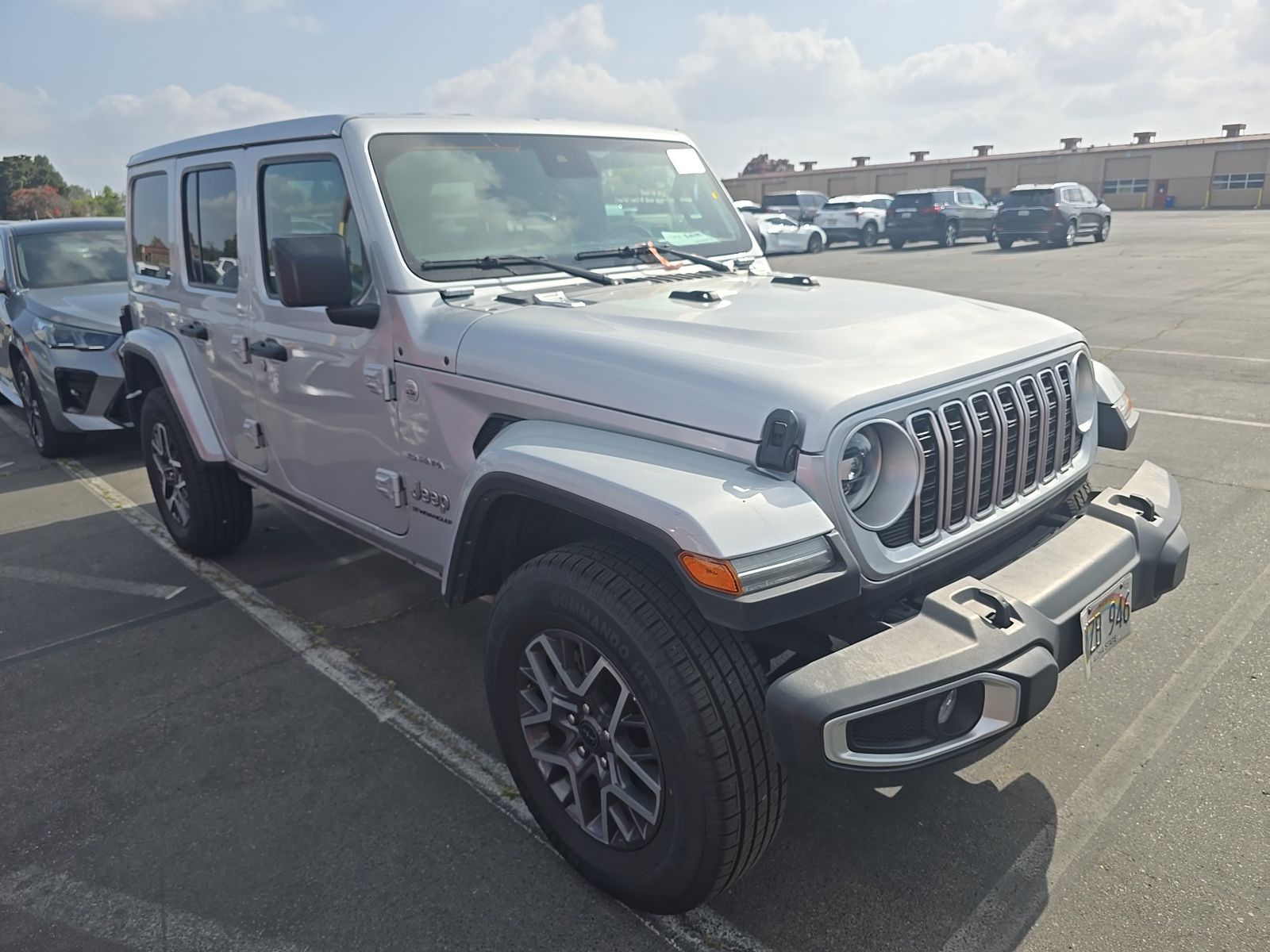 2024 Jeep Wrangler Sahara AWD