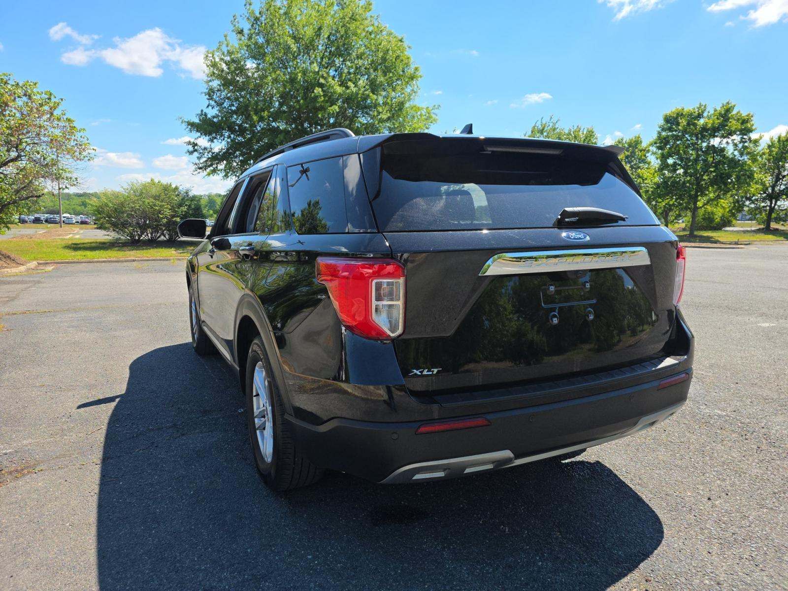FORD EXPLORER - 4