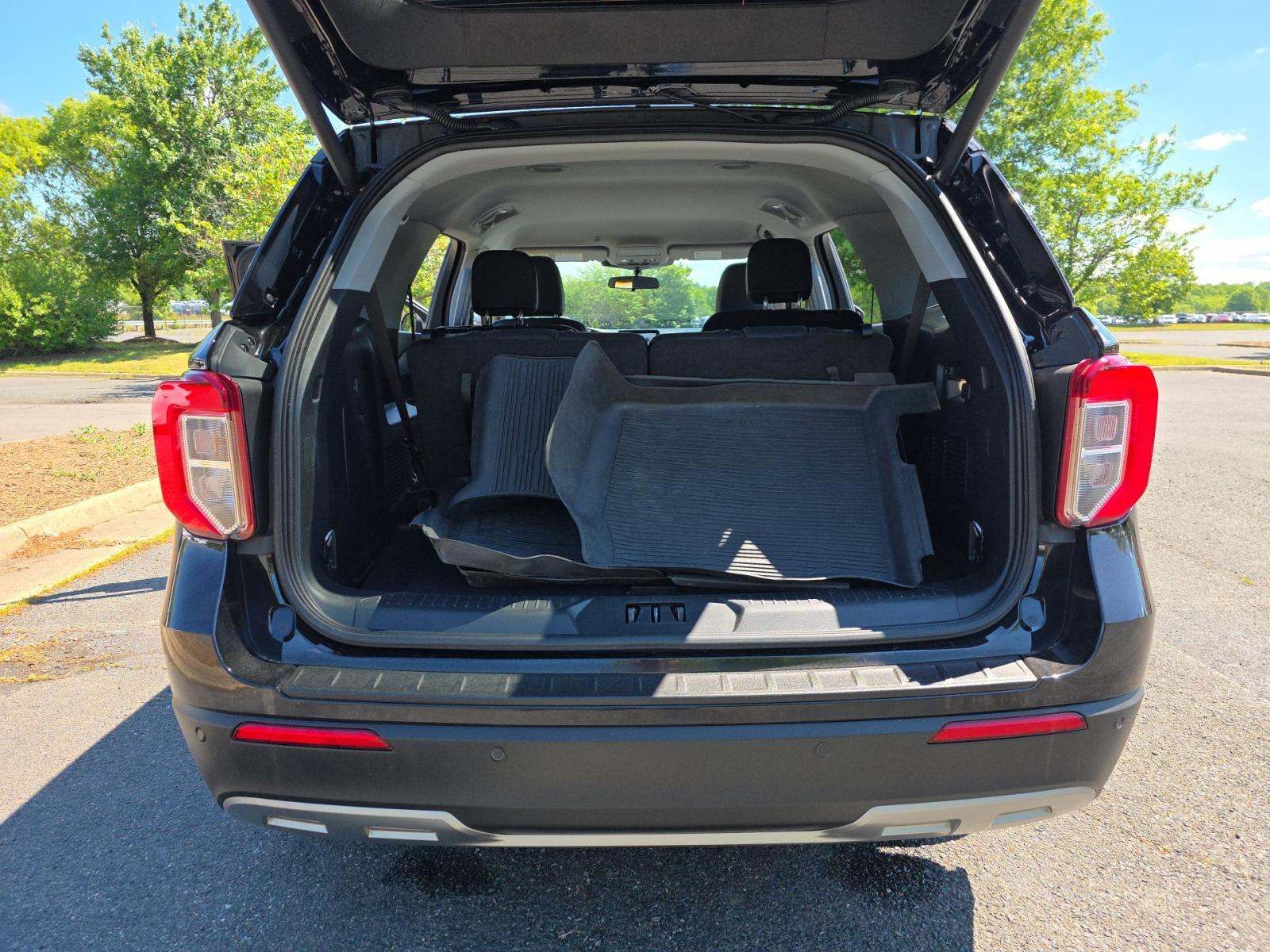 FORD EXPLORER - 10