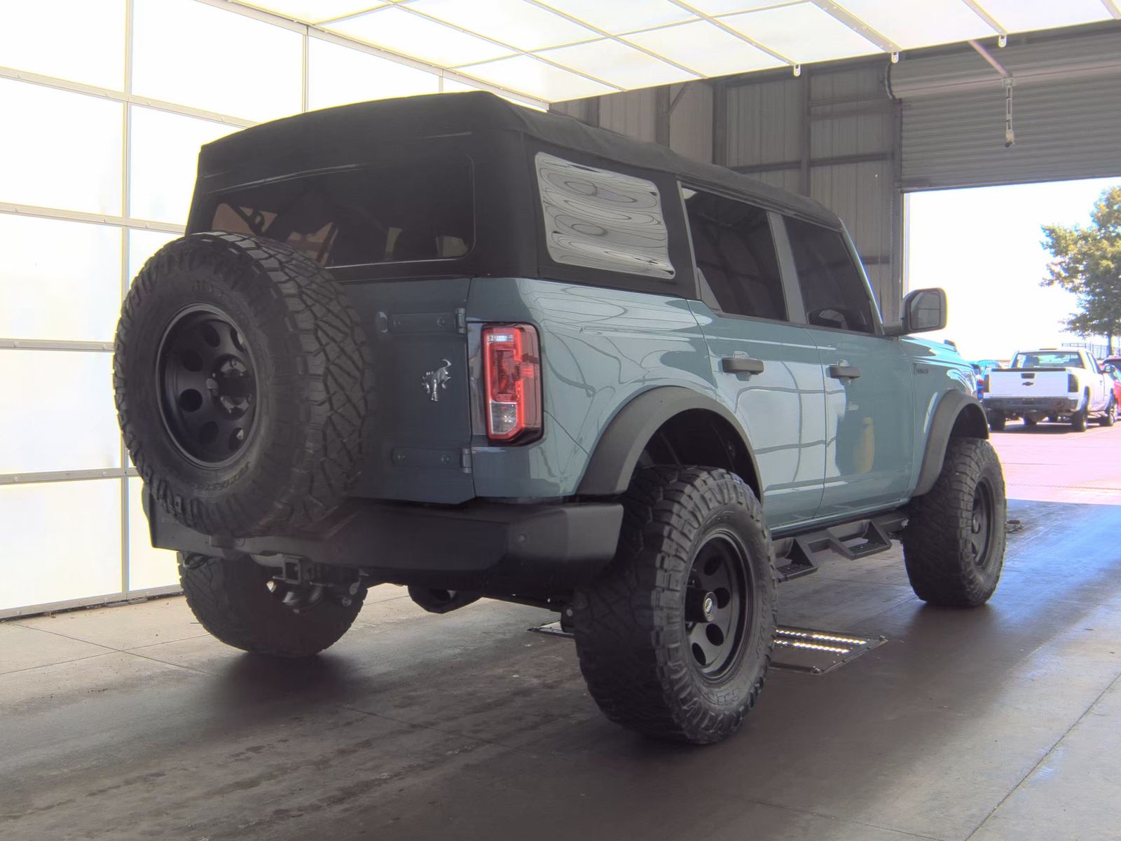 FORD BRONCO - 6