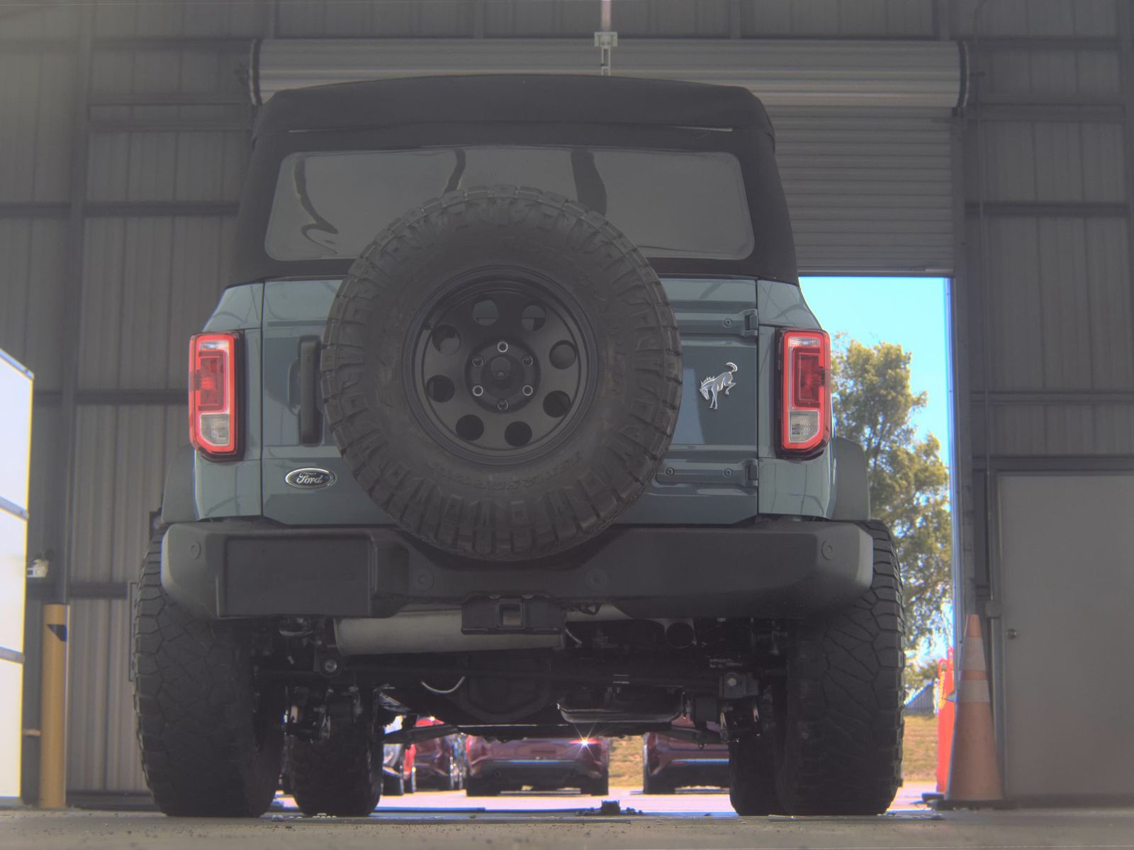 FORD BRONCO - 8