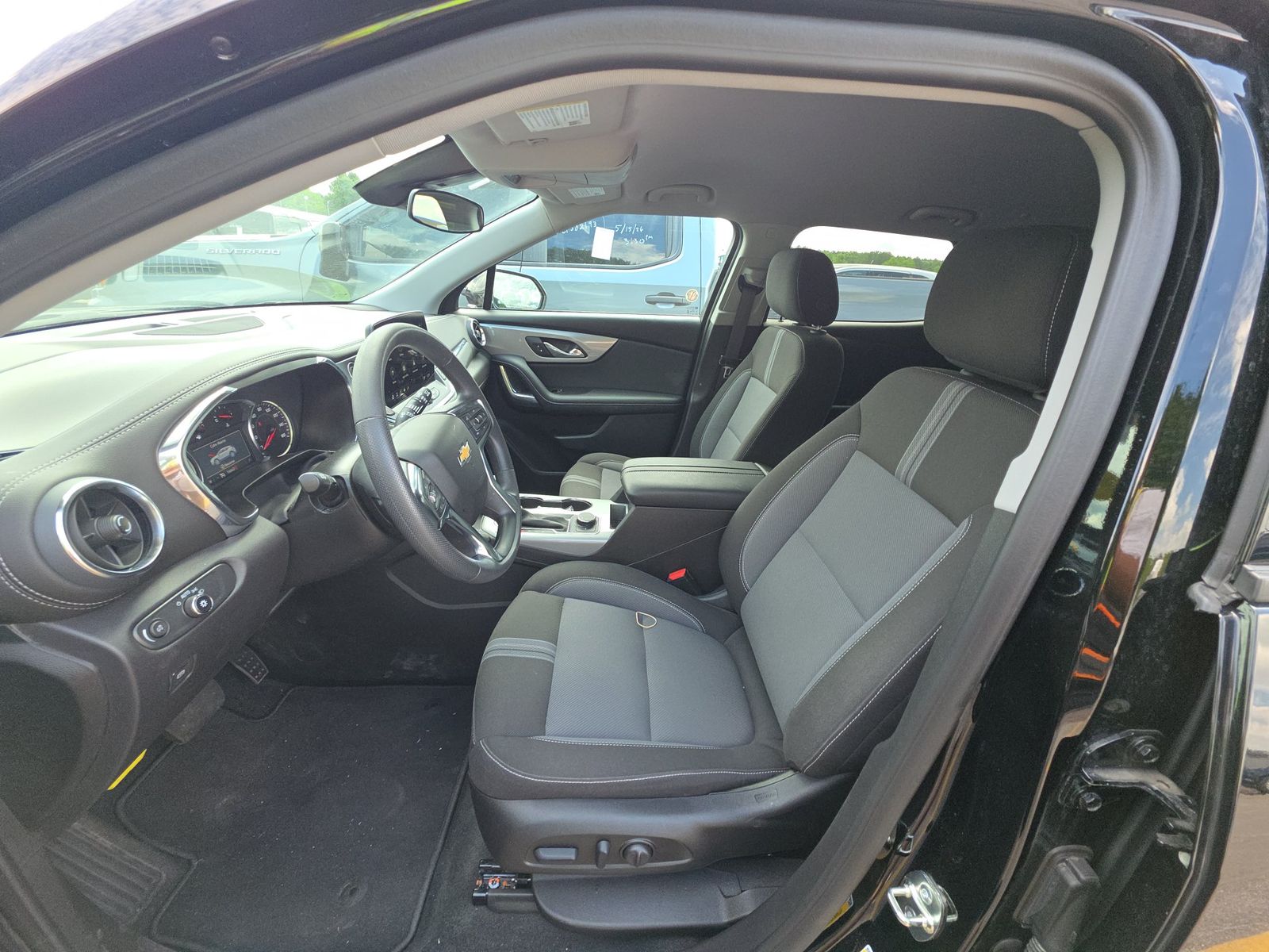 CHEVROLET BLAZER - 8