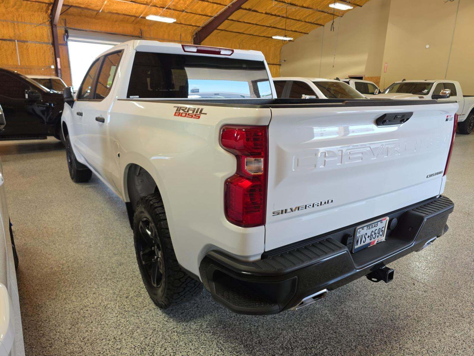 2025 Chevrolet Silverado 1500 Custom Trail Boss AWD