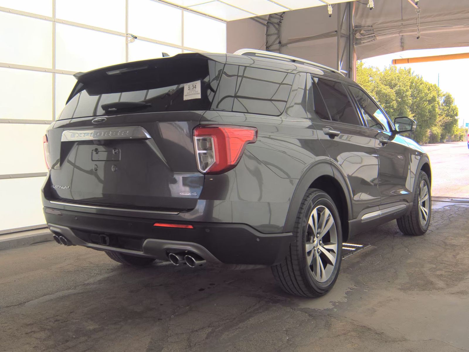 FORD EXPLORER - 6