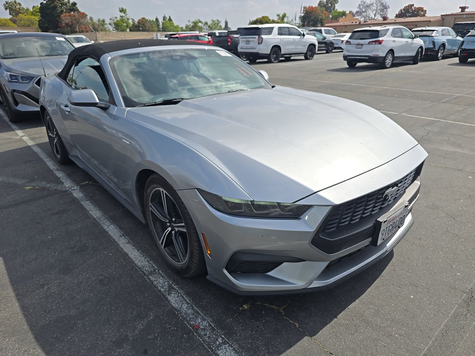 FORD MUSTANG - 4