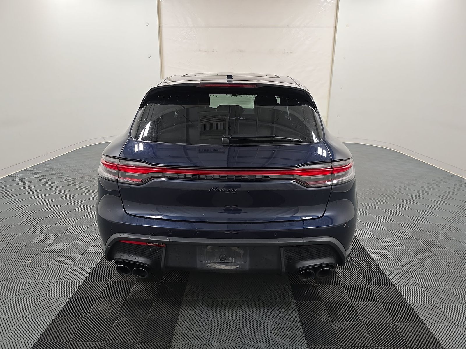 2023 Porsche Macan Base AWD