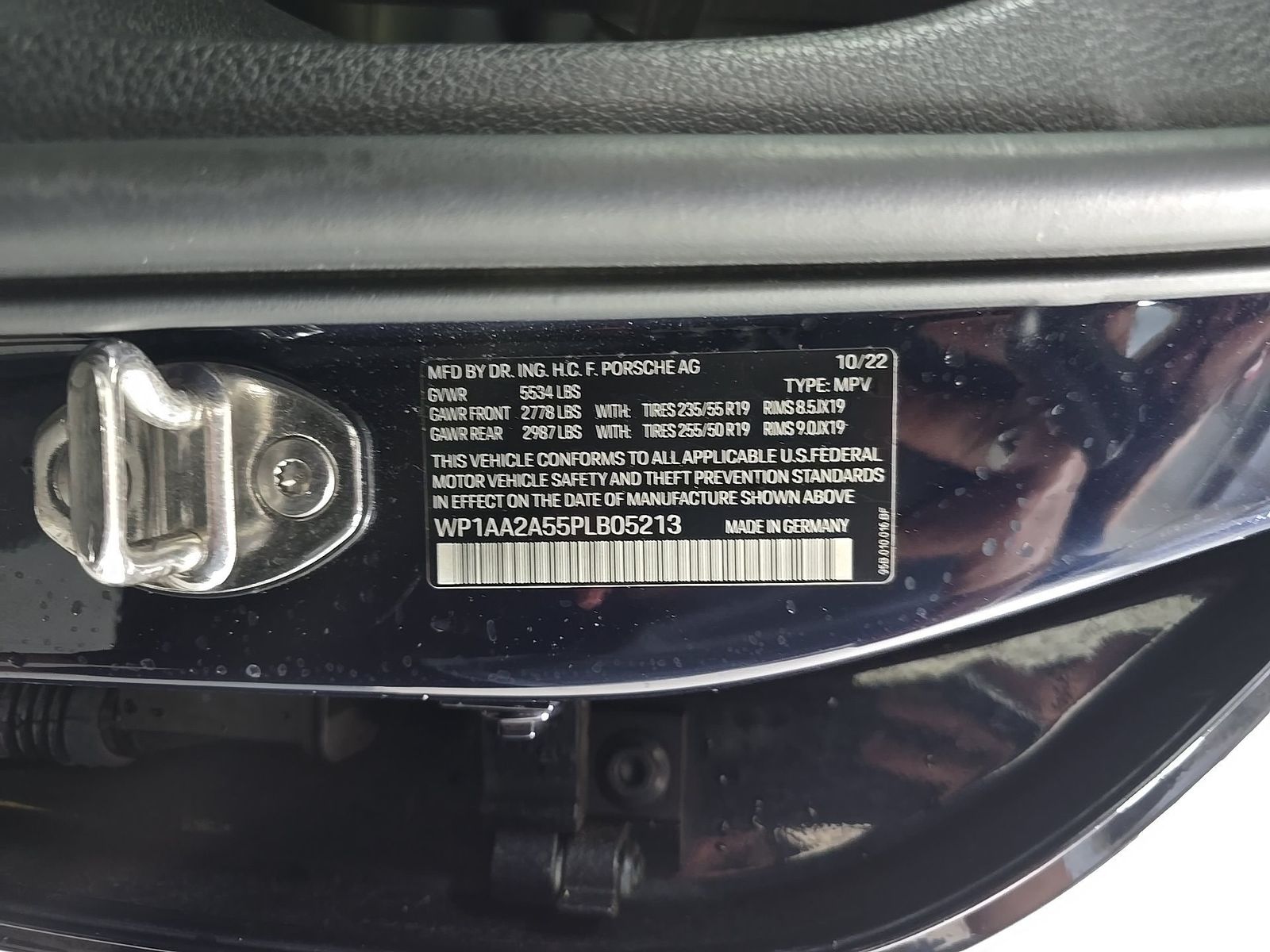 2023 Porsche Macan Base AWD