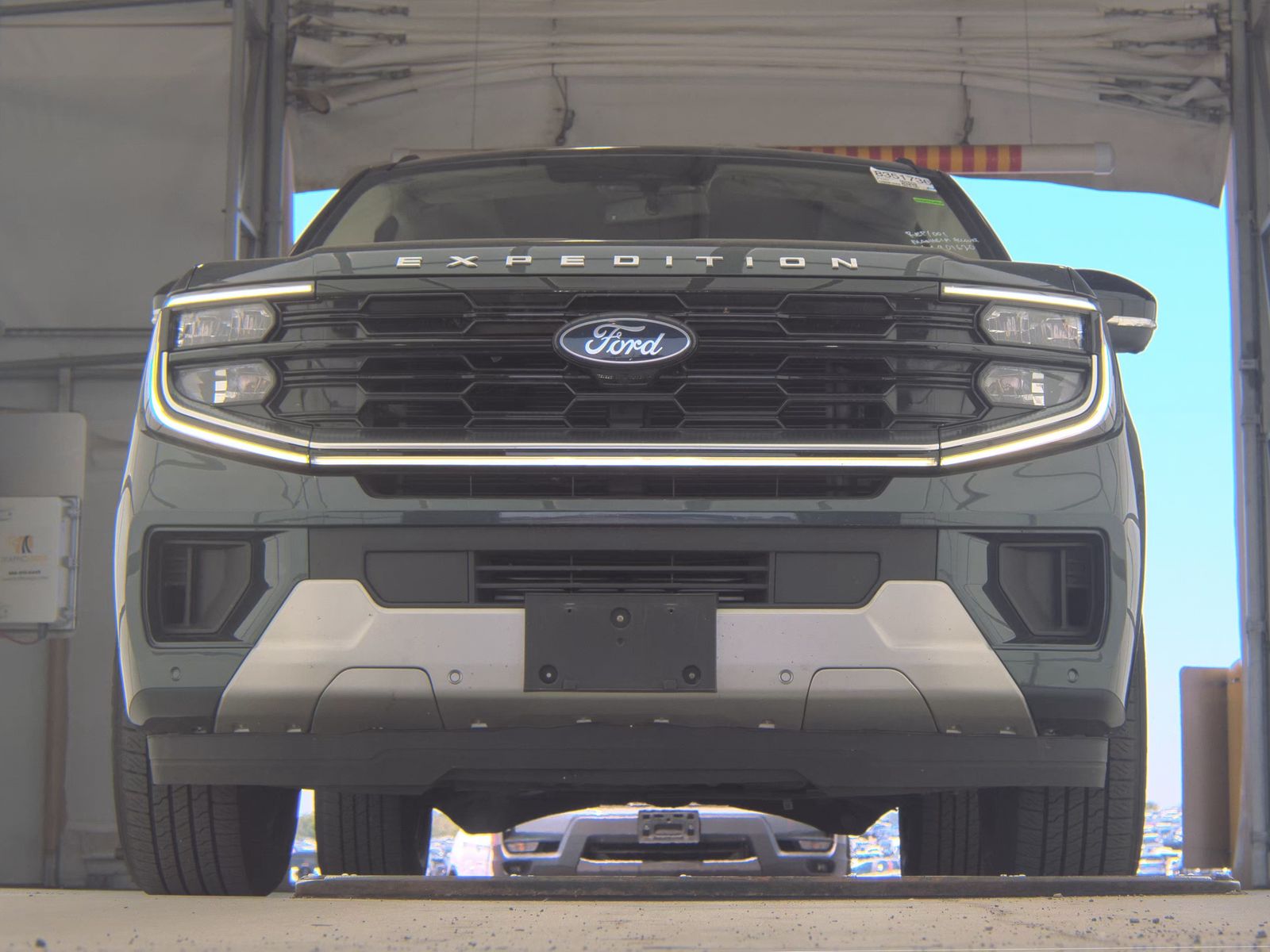 FORD EXPEDITION - 4