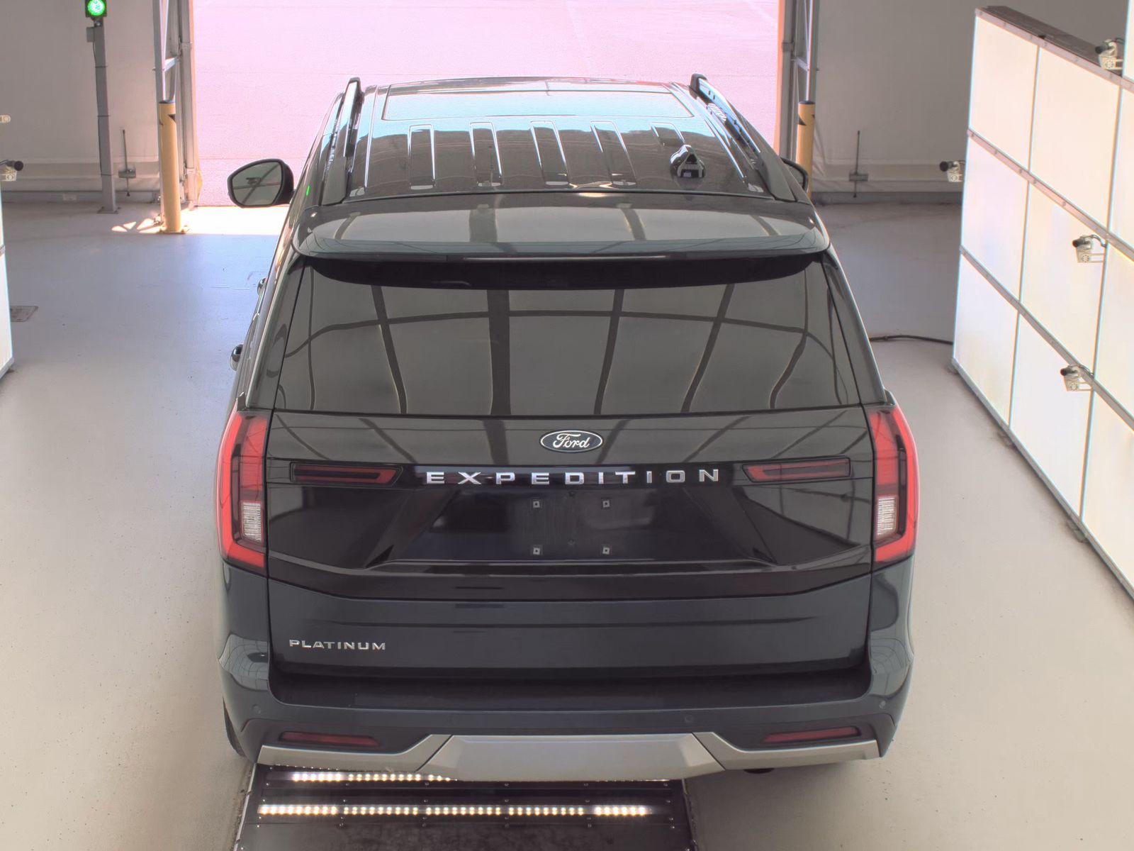 FORD EXPEDITION - 7