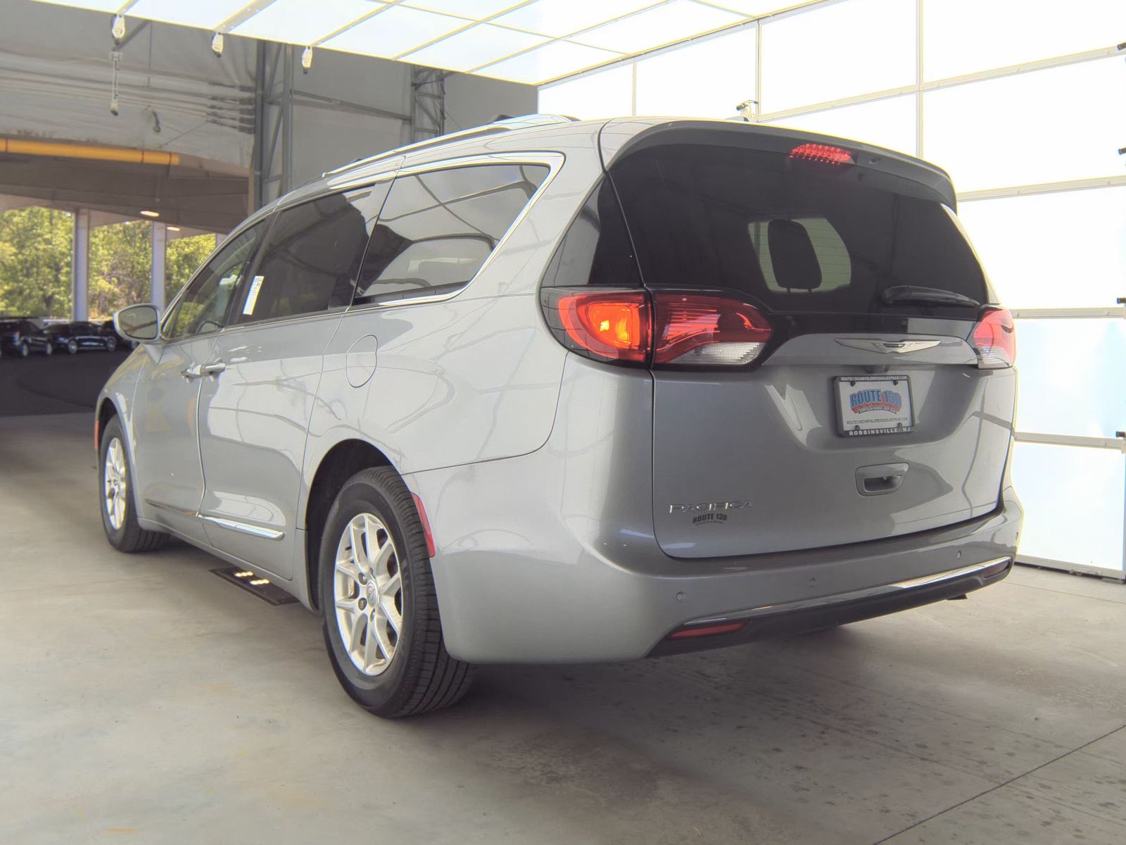2020 Chrysler Pacifica Touring L FWD