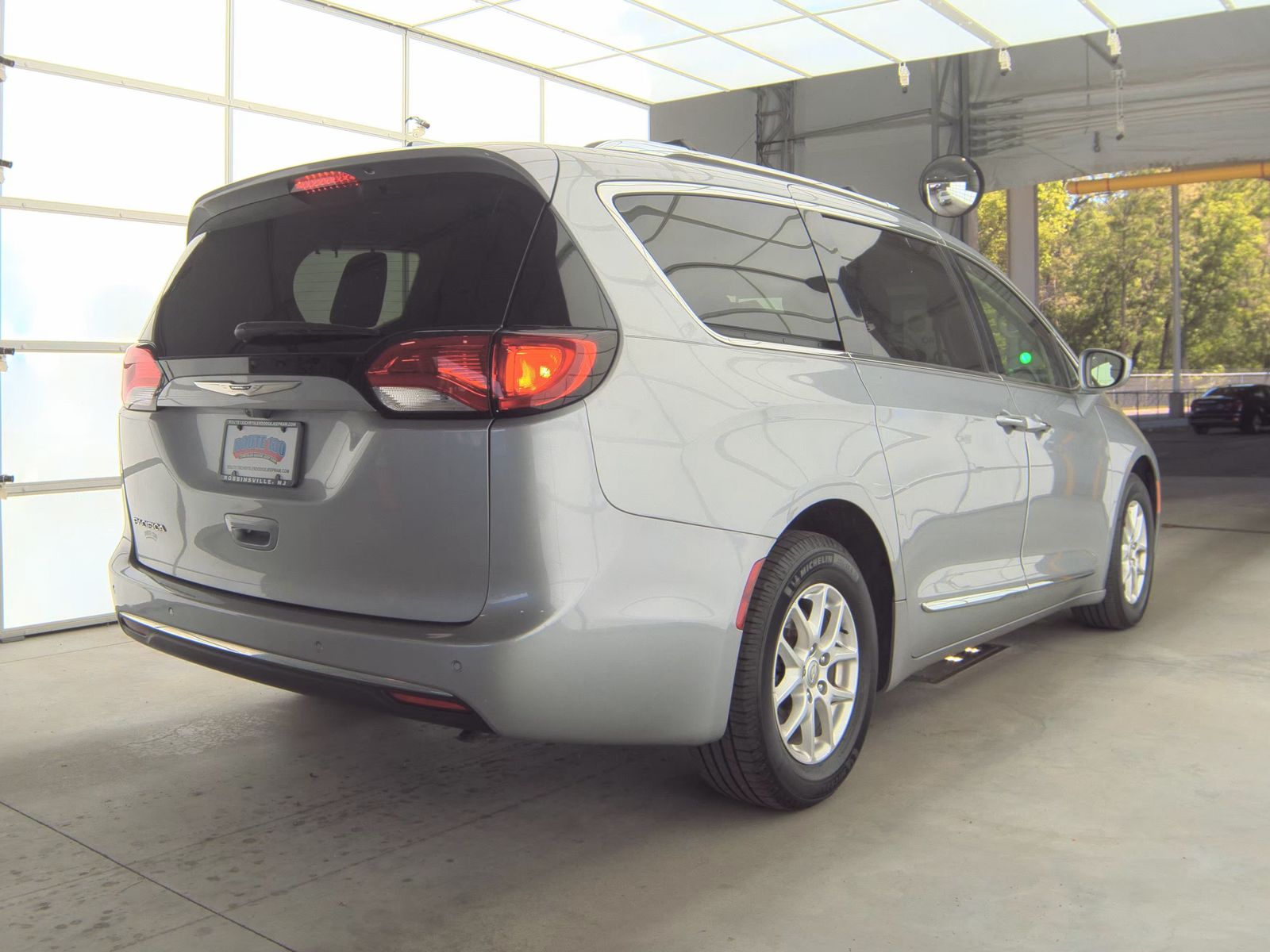 2020 Chrysler Pacifica Touring L FWD