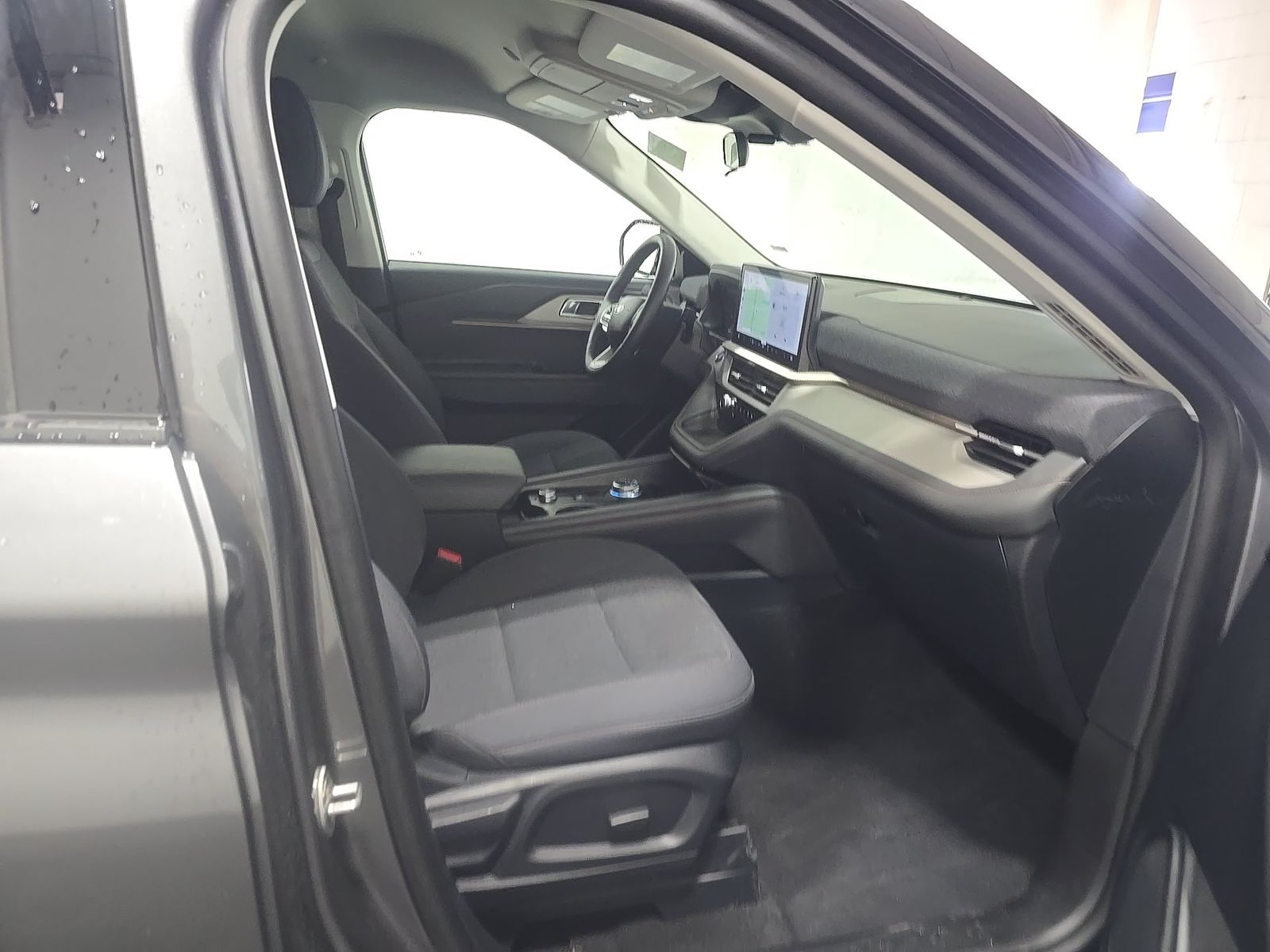 FORD EXPLORER - 9