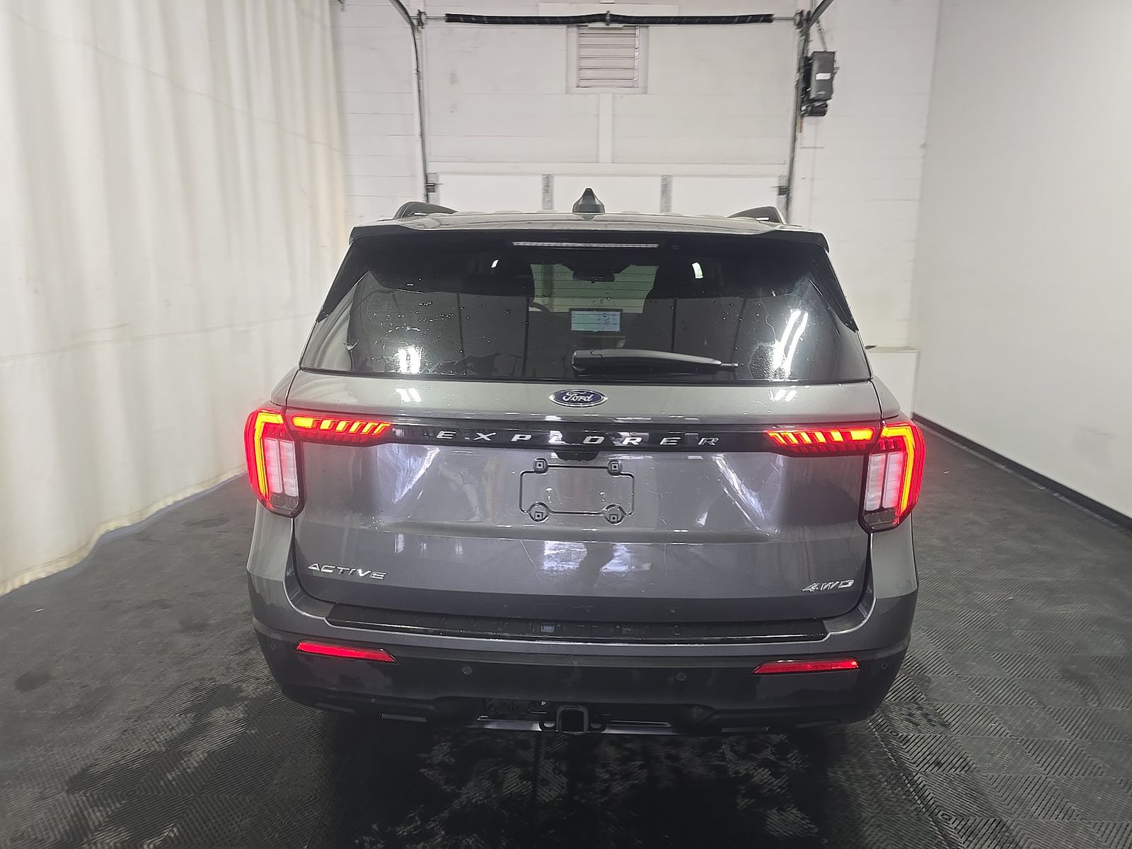 FORD EXPLORER - 6