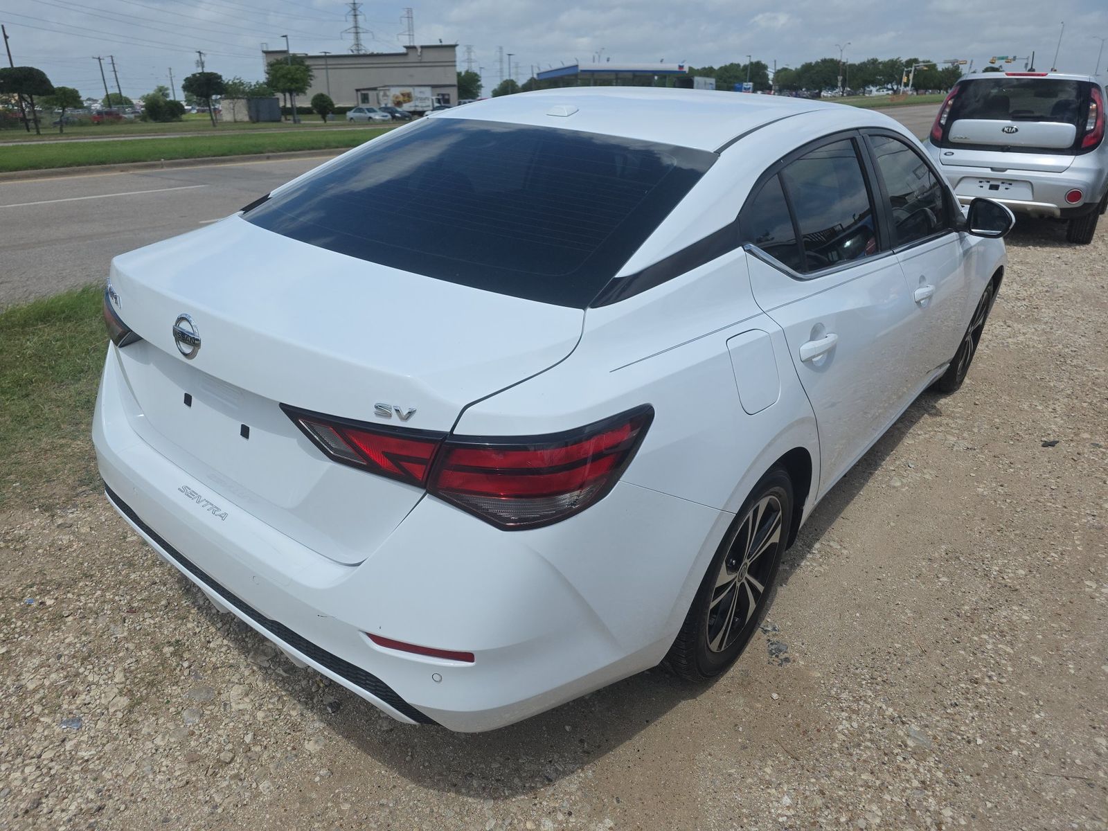 NISSAN SENTRA - 5