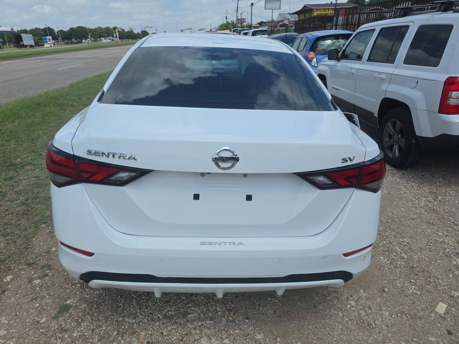 NISSAN SENTRA - 6