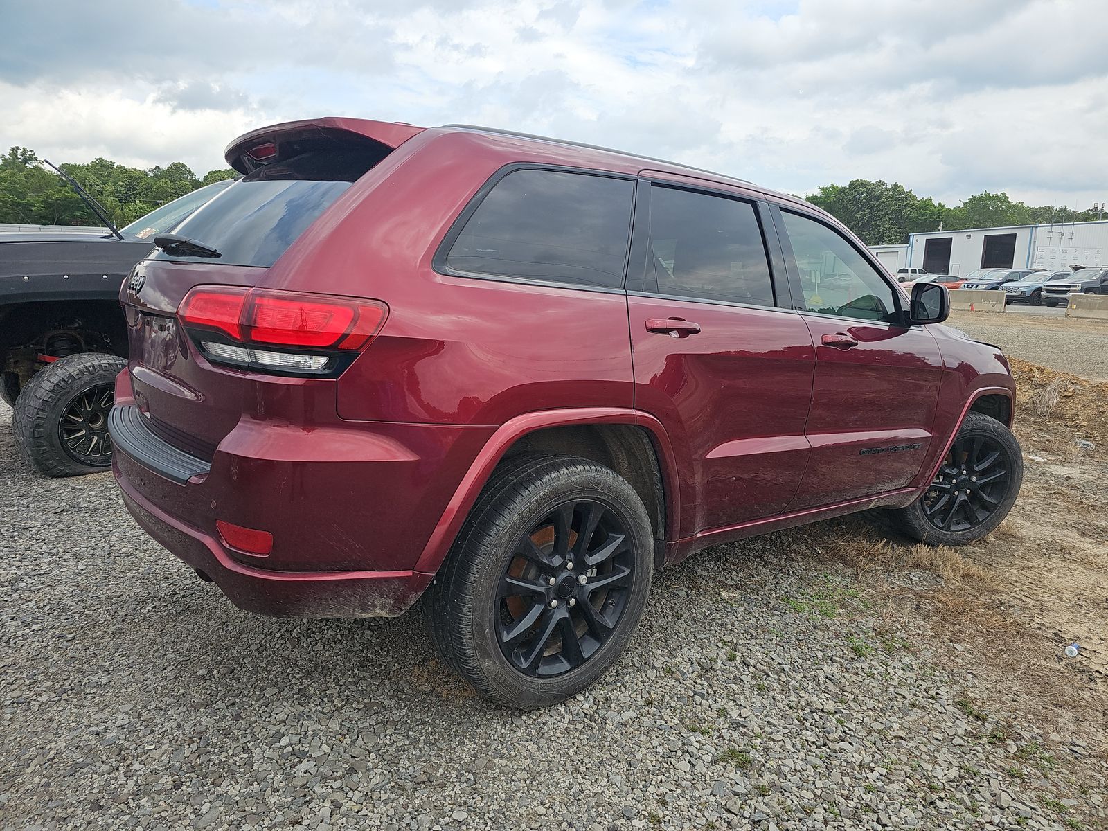 2020 Jeep Grand Cherokee Laredo Altitude Edition AWD