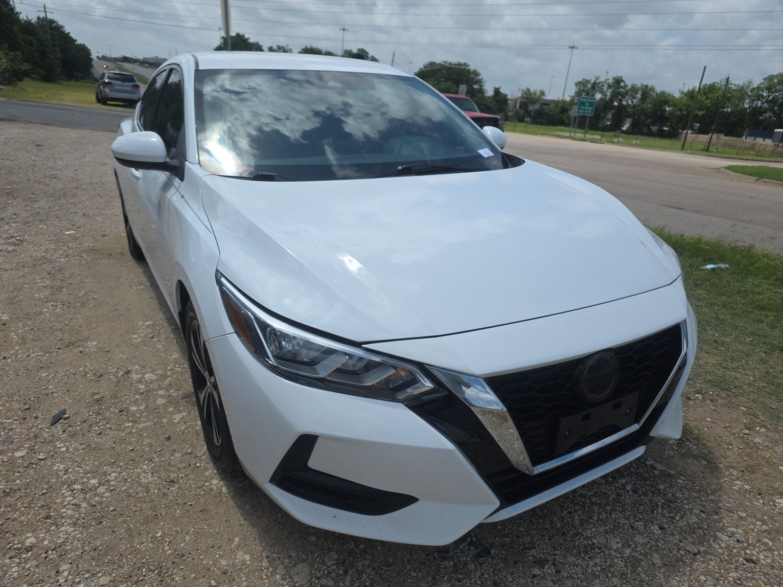 NISSAN SENTRA - 4