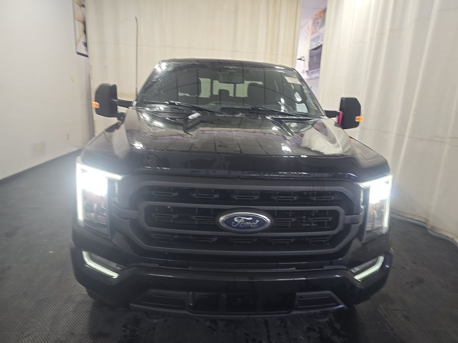 2023 Ford F-150 Hybrid XLT AWD