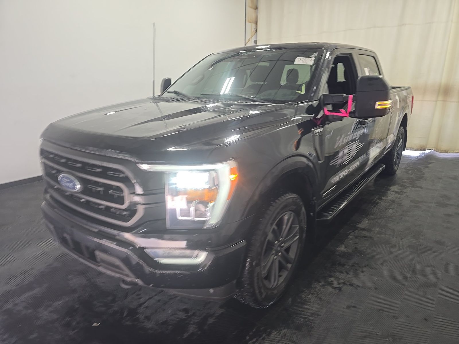 2023 Ford F-150 Hybrid XLT AWD
