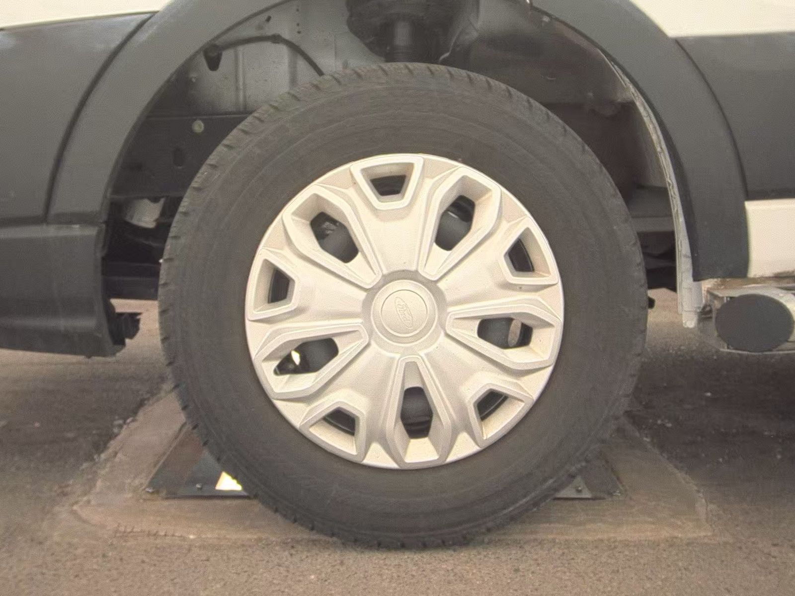 FORD TRANSIT 250 - 10