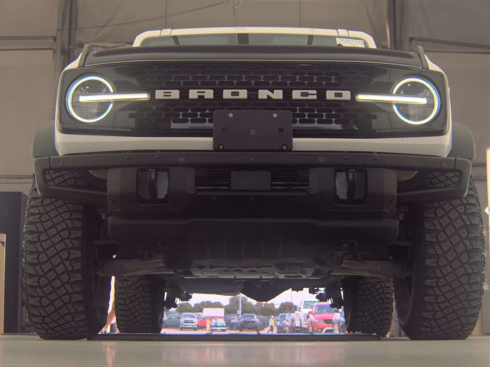 FORD BRONCO - 4